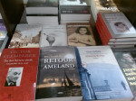 WO II boeken bij Boekhandel LIBRIS Voorhoeve te Hilversum